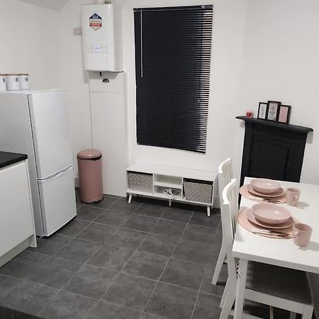 Nice Cosy Flat. Walking Distance To City Nottingham Extérieur photo