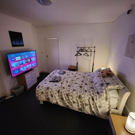 Nice Cosy Flat. Walking Distance To City Nottingham Extérieur photo