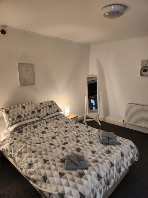 Nice Cosy Flat. Walking Distance To City Nottingham Extérieur photo